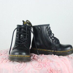 Dr. Martens, Boy's Size 8 Toddler, Black Boots, MINIMAL USE